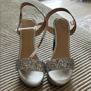 Elegant Silver Glitter Women's Sandals